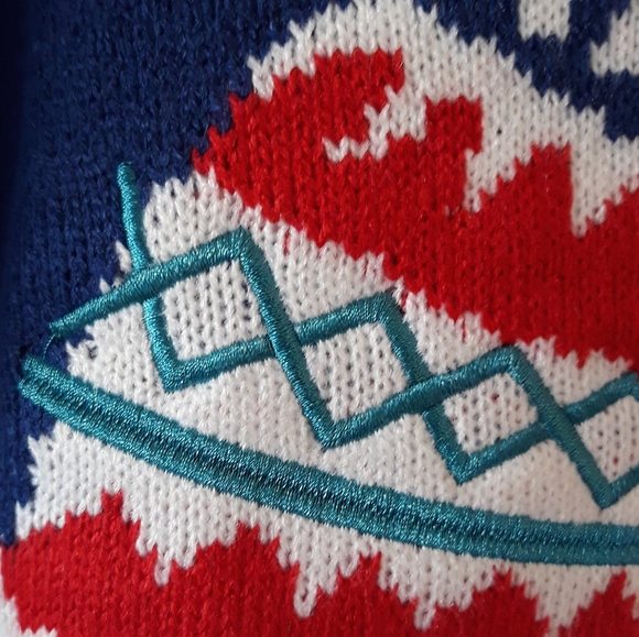 H & M COMFY SLOTH SWEATER - Picture 3 of 5